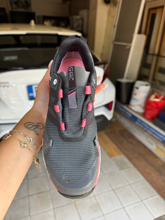 Дамски маратонки Adidas Terrex 285