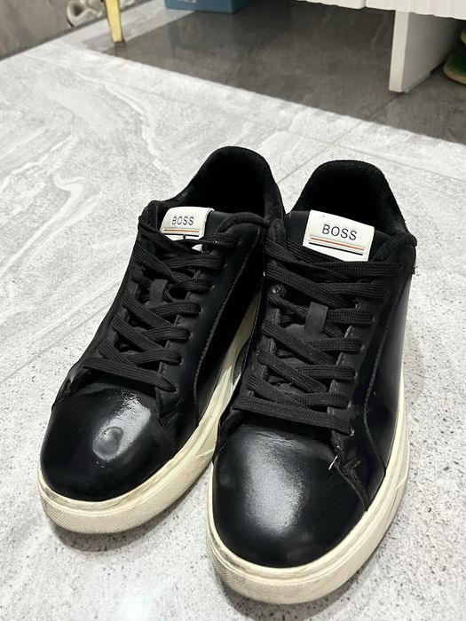 Кроссовка BOSS для школа