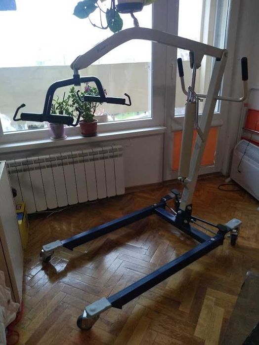 Хидравличен лифтер за лежащо болен