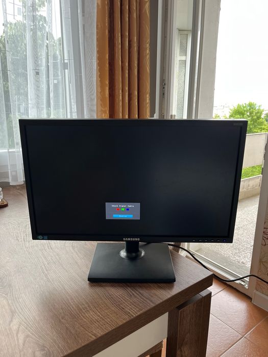 Монитор Samsung S22E200 Business (официално от серията SE200)
