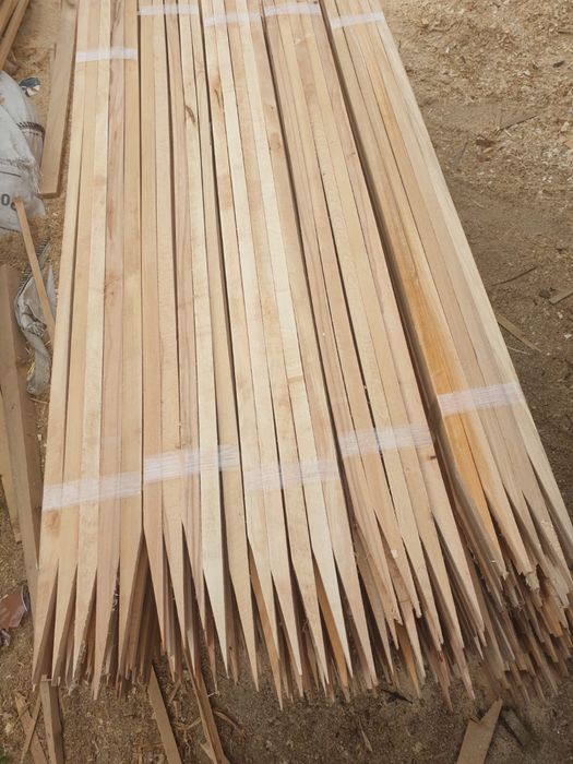 Vand pari pentru rosii araci