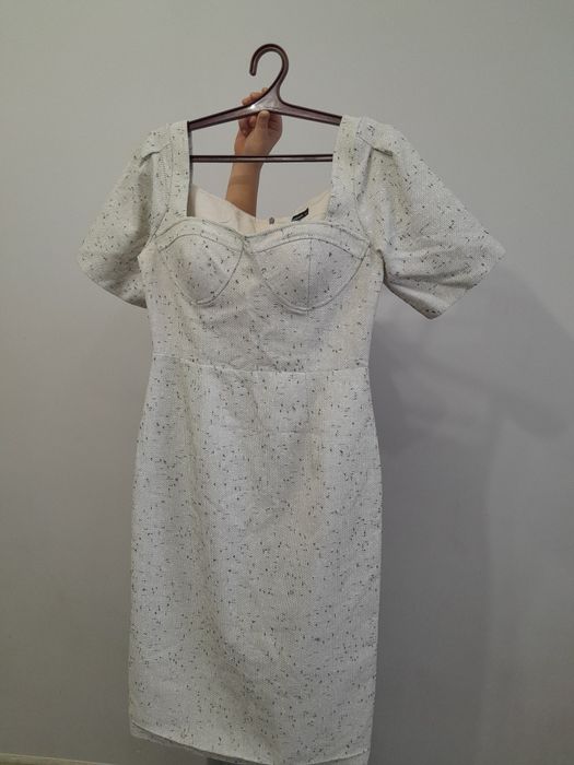 той көйлектері сатылады