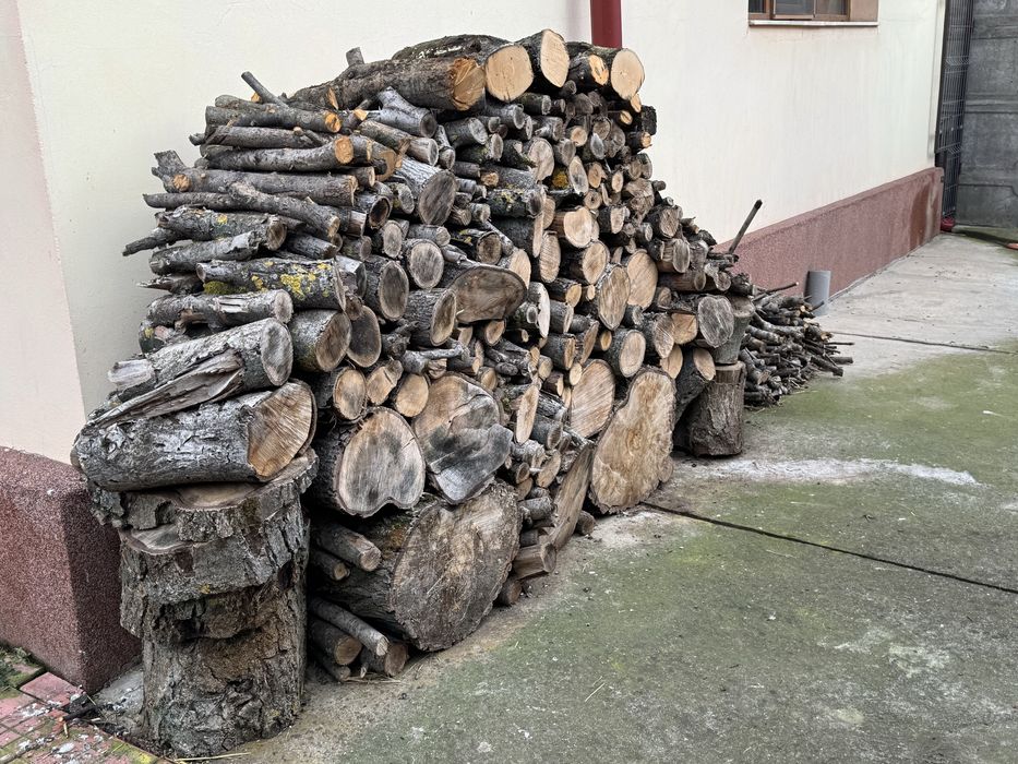 Vand lemn de NUC pentru incalzire/mobila. Calitate superioara