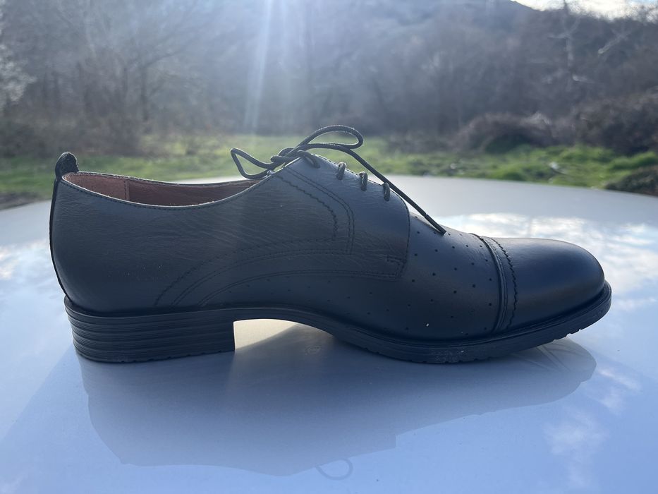 Мъжки обувки от естествена кожа