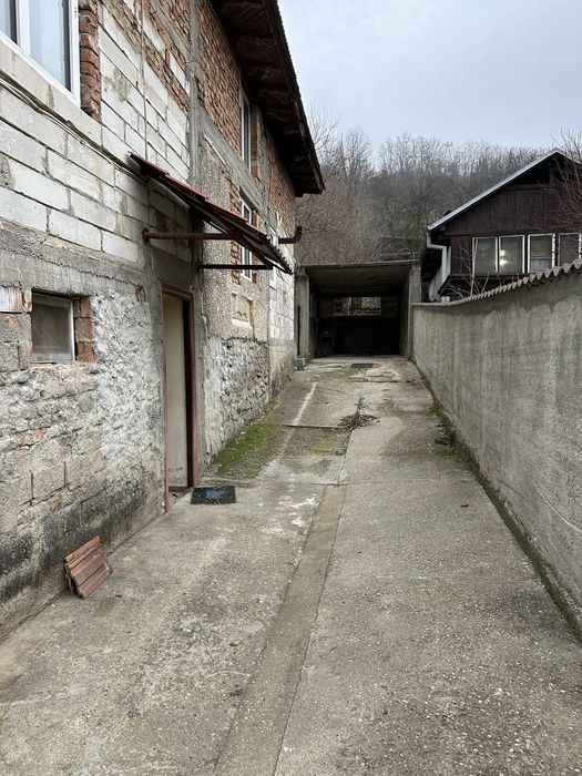 Casă + teren de vânzare – Muereasca de Jos, jud. Vâlcea