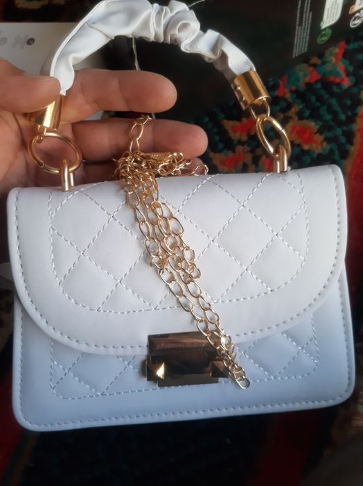 Продам Сумка женская 2 шт разные