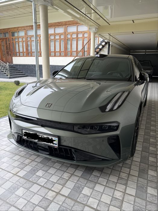 Zeekr 001 fulll 2024 yil toza moshina