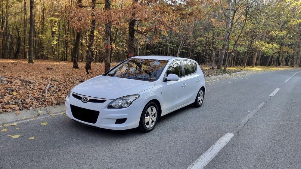 HYUNDAI i30 2009 — imagine 3