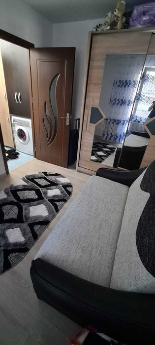 Vând apartament