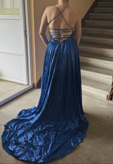 Rochie superba de la casa de moda