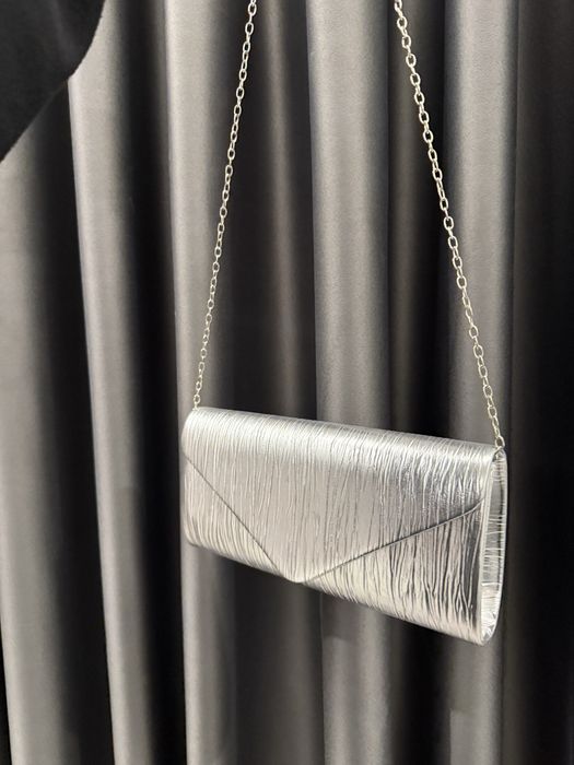 Елегантен сребърен клъч - нов