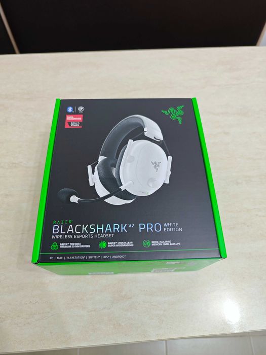 Vând căști wireless Razer Blackshark v2 PRO white, SIGILATE