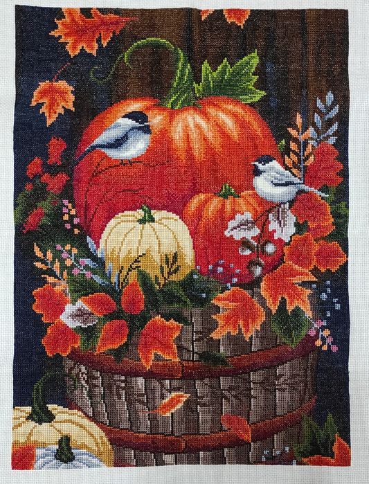 Продам вышитые картины без рамок