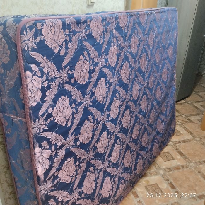 Продам  матрас
Цена: 30 000 тг