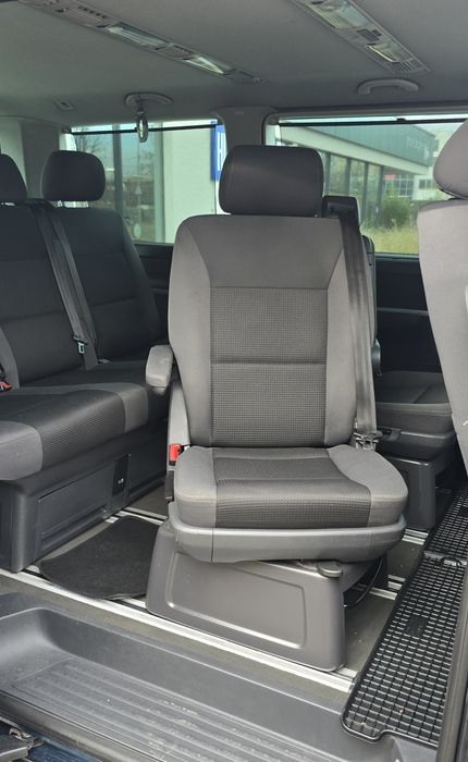 VW Multivan  2011   2.0  TDi