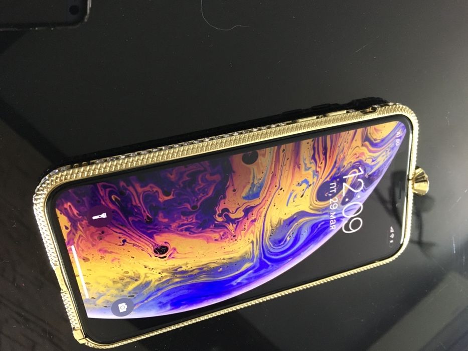 Рамка метална с камъни