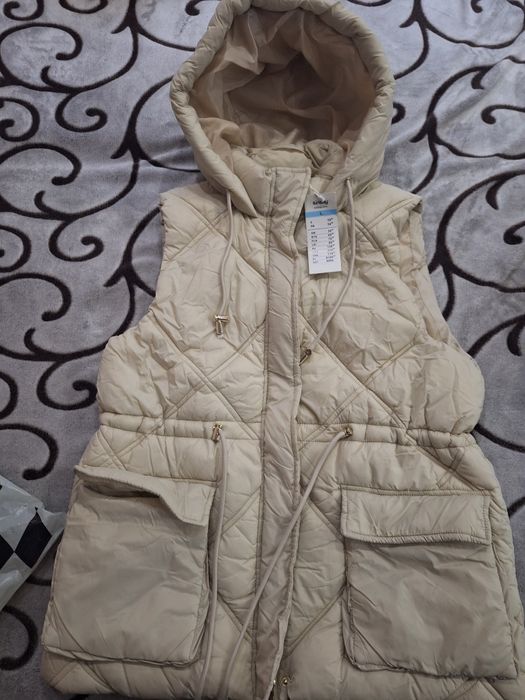 Дамски елек за пролетта нов за 35лв