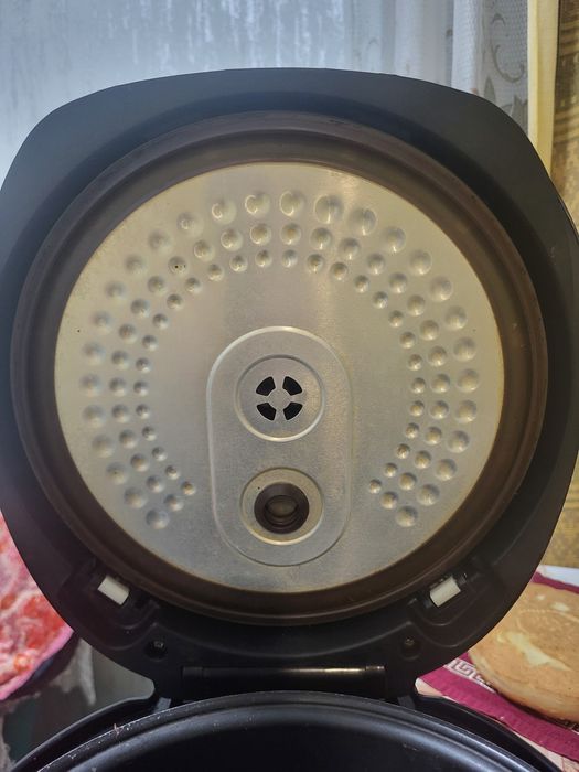 Мультиварка Redmond