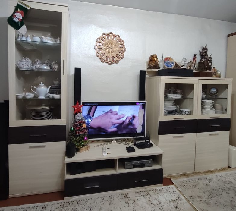 Стенка горка в гостинную б/у