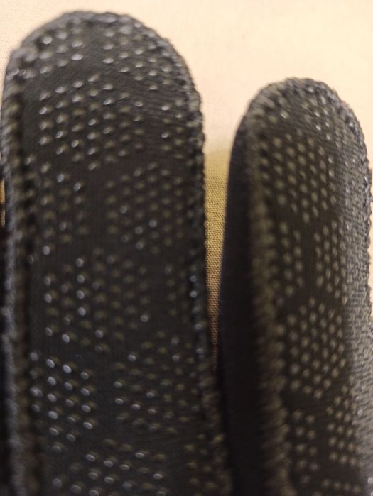 Неопренови ръкавици