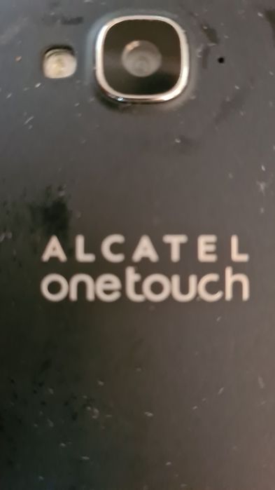 Telefon Alcatel One Touch fără zgârieturi 
Alcatel One Touch Pop C7
A