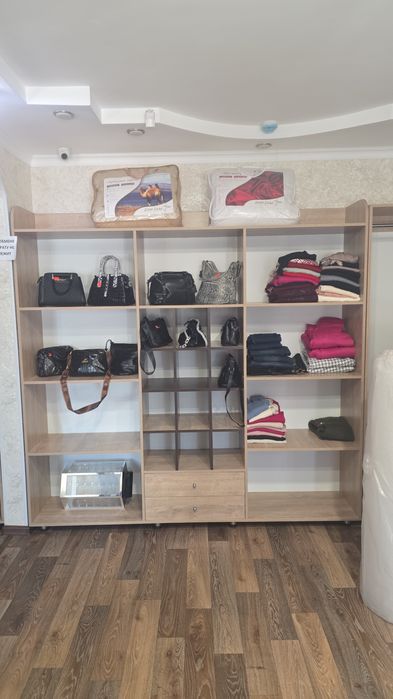 Плечики, вешалки, стойки для одежды