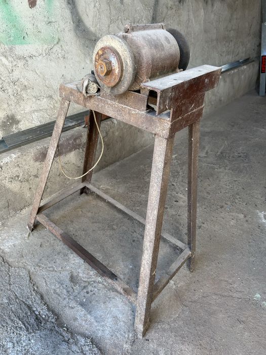 Шмиргел - работещ