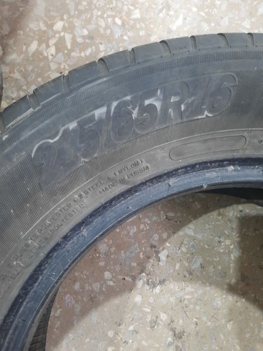 Продам резину 215/65/16