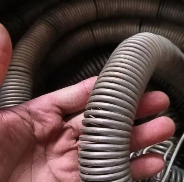 Имеем спрос на победит , нихром, олово ,свёрла,припой !