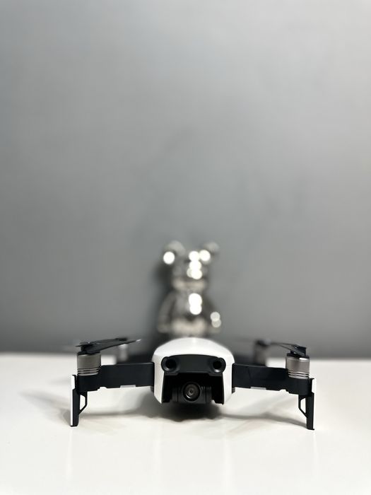 Дрон (Квадрокоптер) DJI Mavic Air1