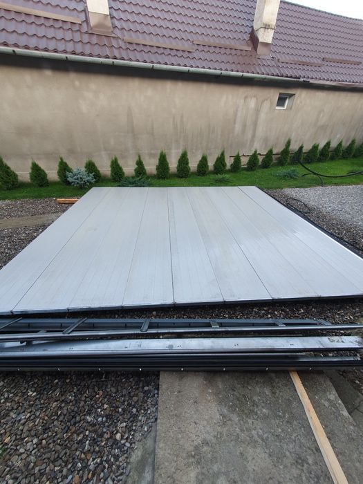 Usa sectionala 4m L×4,5m H