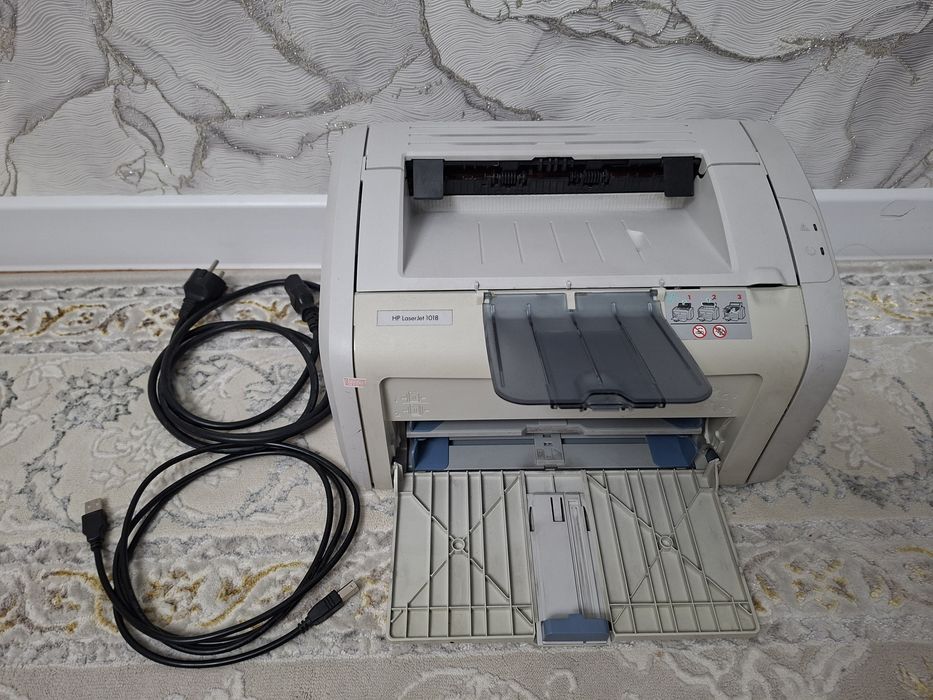 Принтер HP LaserJet 1018