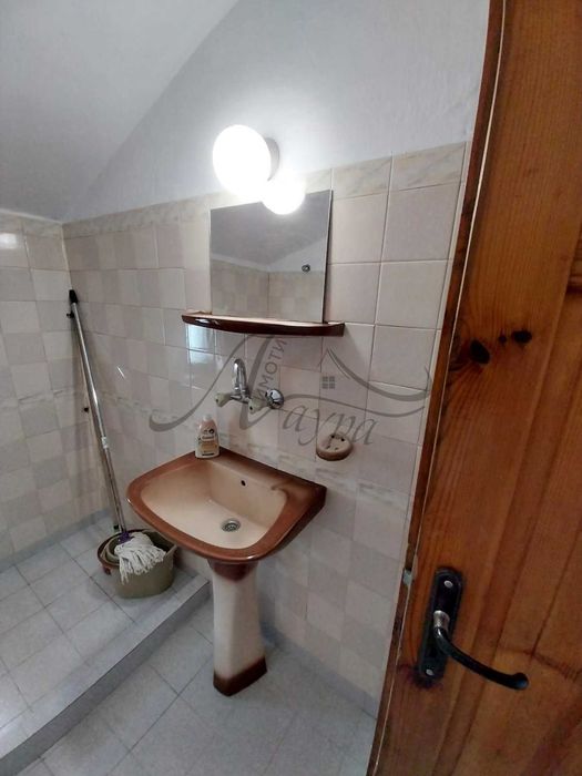 Дава се под наем Двустаен апартамент в Шумен, Център - 65 кв.м за 326.4 € - Снимка #7