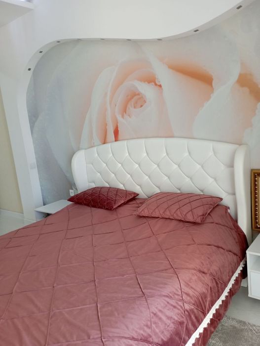 Продается квартира. 3-ком. / 5 этаж/ 7 этажный дом. 100 КВ.м.