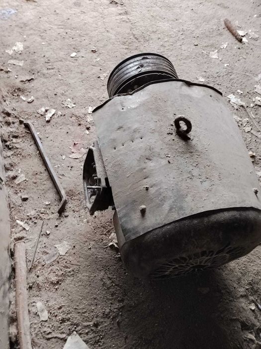 Электр двигатель 30 КВ совецкий