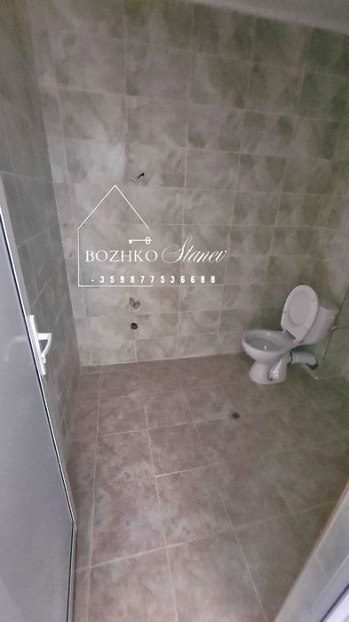 Продава се Двустаен апартамент в Долни чифлик - 60 кв.м за 800 €/кв.м - Снимка #7