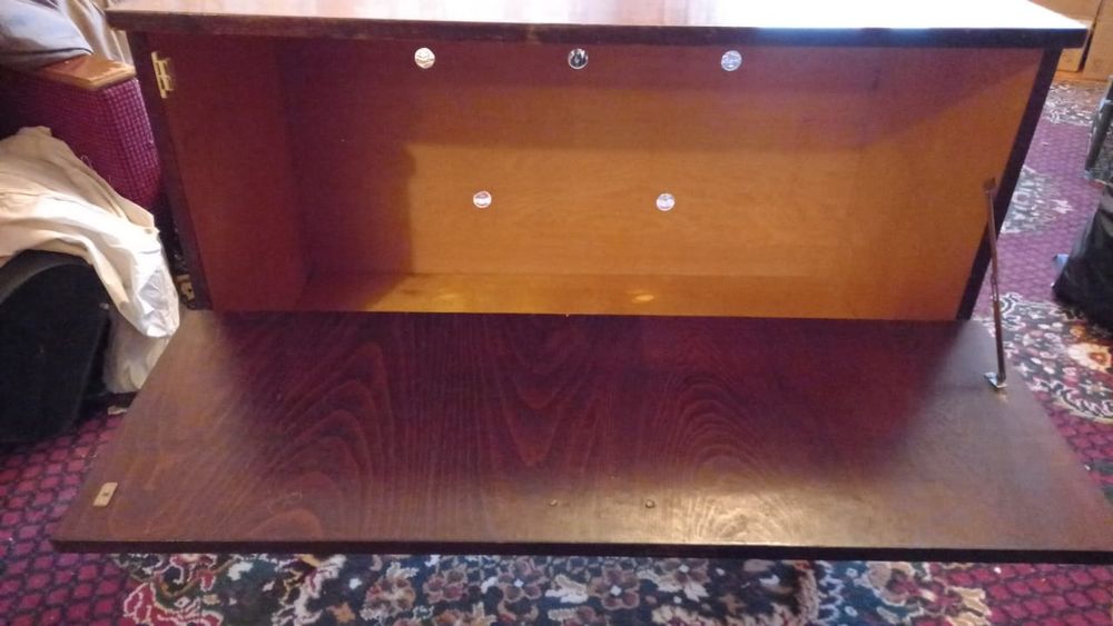 Тумба для белья.