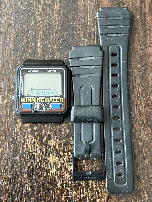 Casio часовник игра