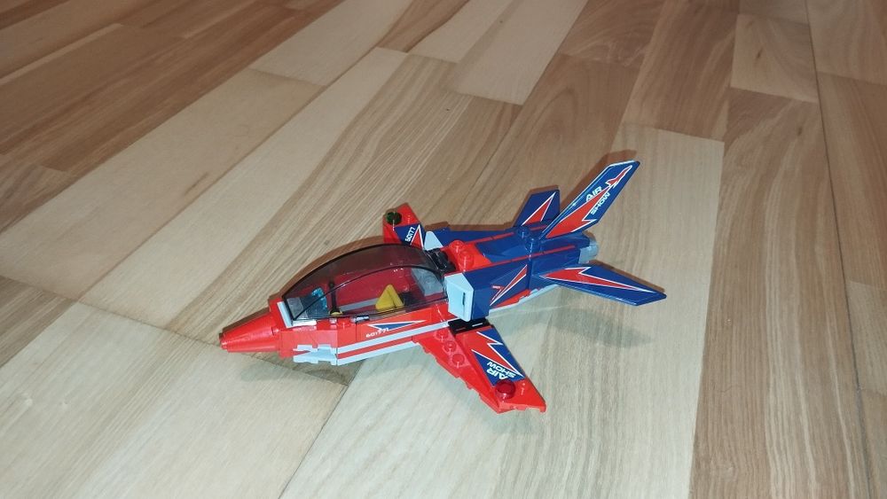 Vand set Lego cu avion