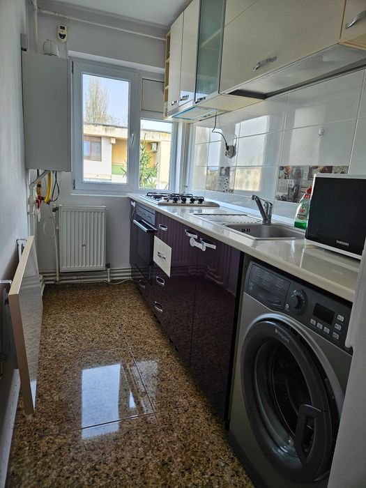 Vand apartament 2 camere