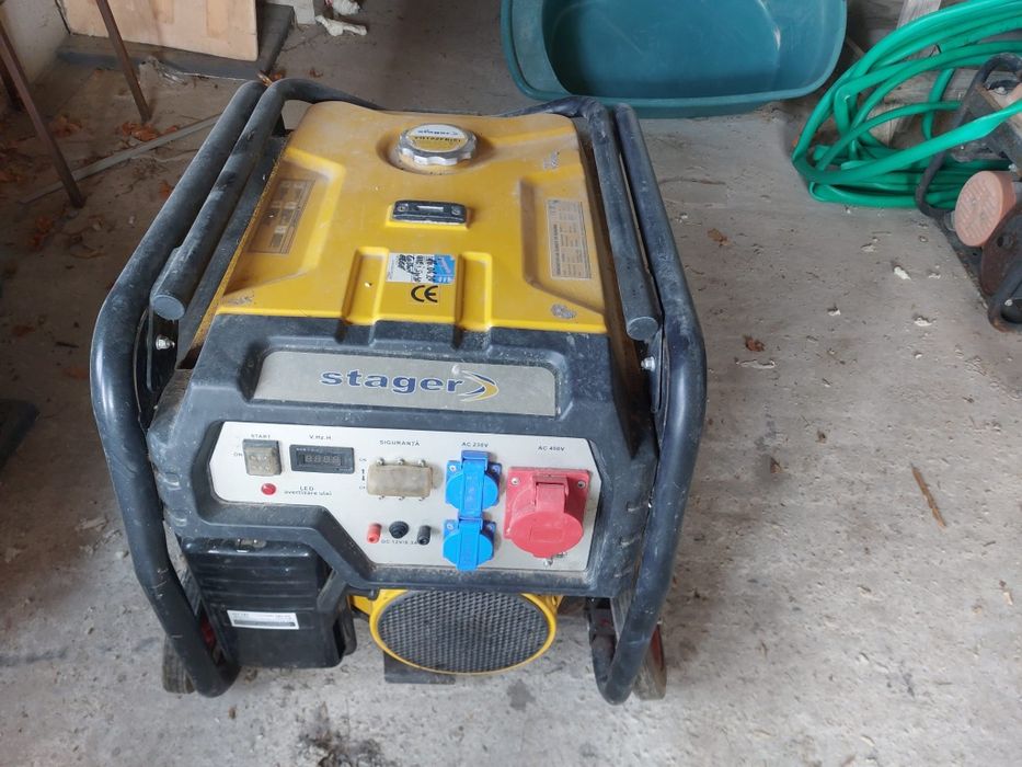 Generator curent electric