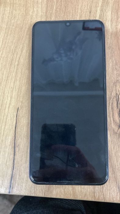 Продам Реалми Нот 60