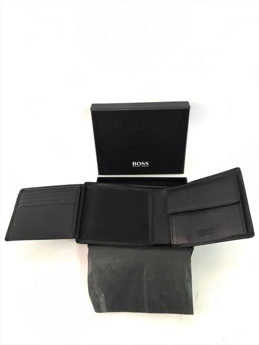 Мъжки портфейл Hugo Boss 005 !