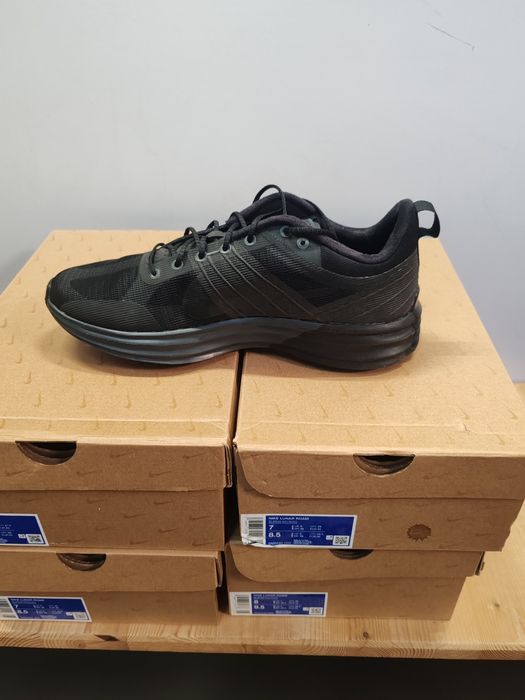 Adidași Nike Lunar Roam