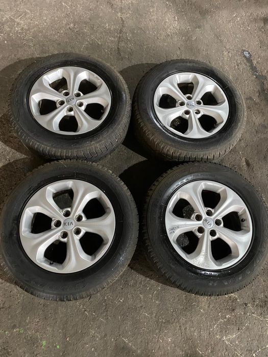 jante aliaj cu anvelope M+S 235/65 R17 7.0Jx17 ET 48 Kia Sorento 2014