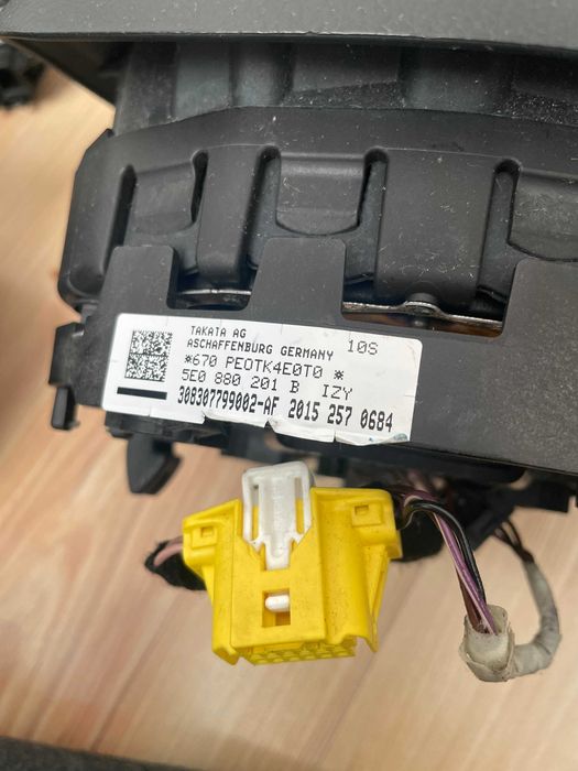 Airbag Volan Skoda Octavia 3 Rapid Yeti Superb 2 Fabia 3Cod 5E0880201A