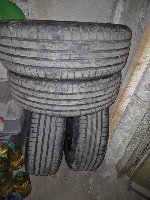 vând cauciucuri hankook vara 215 65 r17
