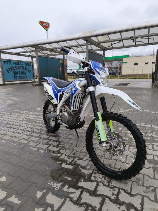 Vând cross Barton NXT 250