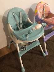 Scaun de masa bebe 4 in 1.Varsta 6-72 luni, Scaun inalt pliabil,4 roti silicon, 2 x Tava detasabila, Culoarea verde