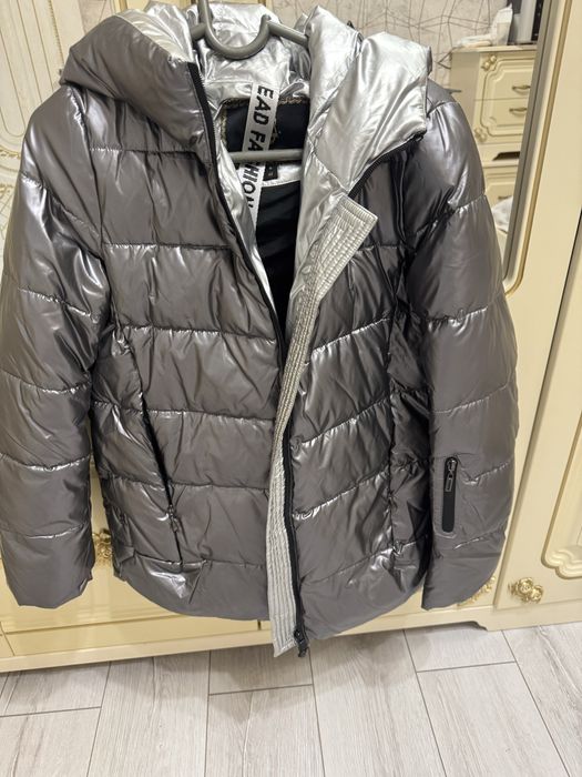 Продам зимнюю куртку